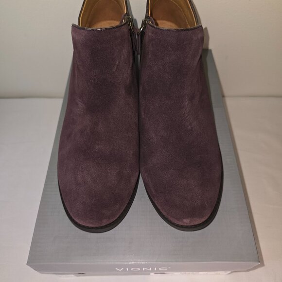 Vionic Marissa bootie, Women's US Size 11, Chocolate Suede/Croc Water resistant - Picture 2 of 7